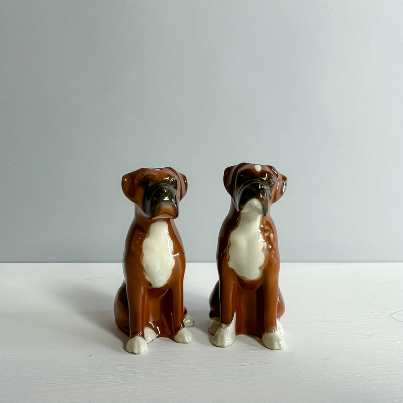 Boxer Salt and Pepper shakers - Brown