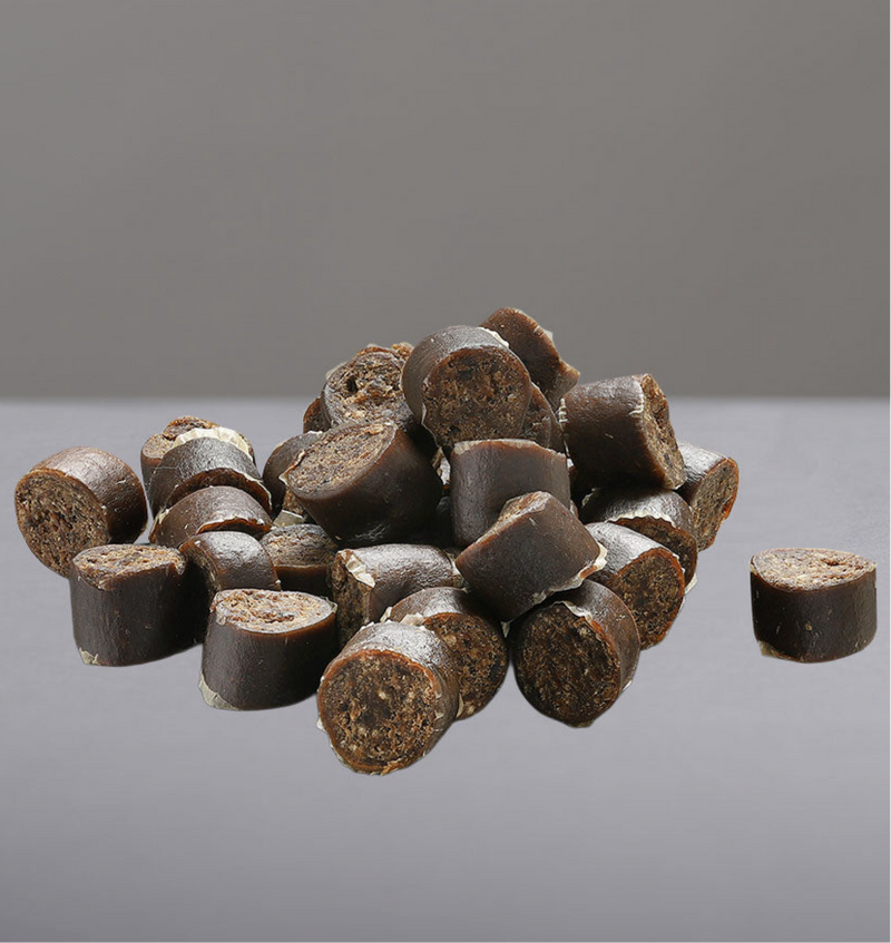 FINEST ESSENTIAL TREATS - Sliced Venison and Duck